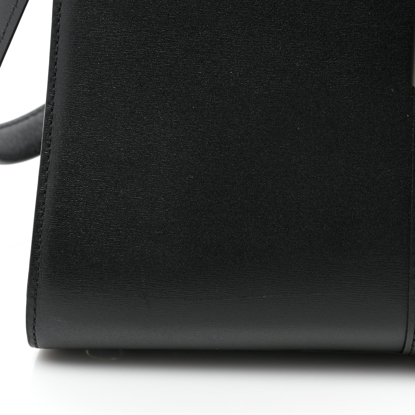 Box Calfskin MM Brillant Satchel Black