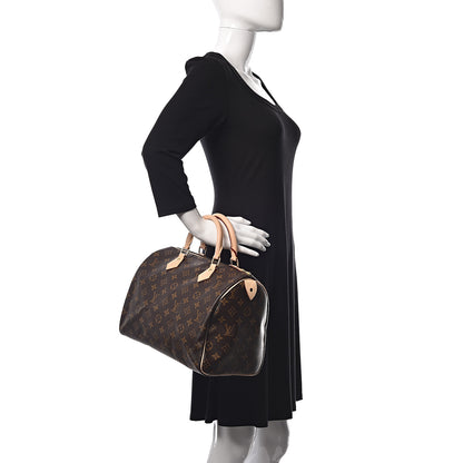 Louis Vuitton Monogram Speedy 30 2 of 10