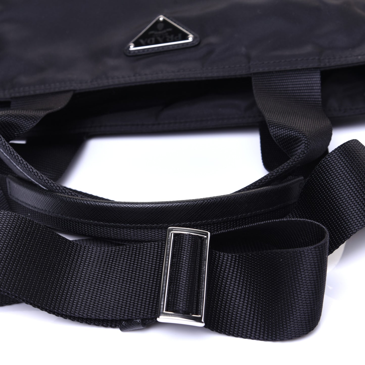 Nylon Tessuto Vela Tote Black