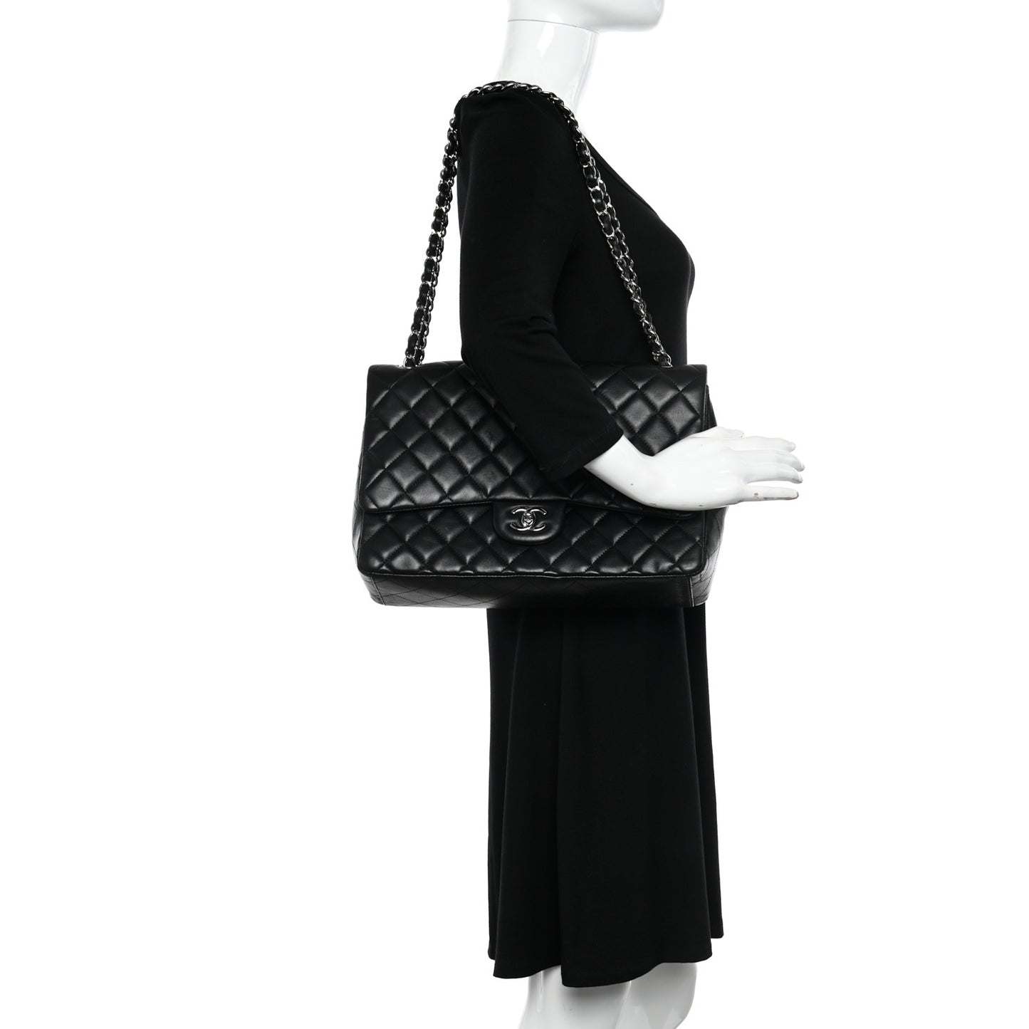 Lambskin Quilted Maxi Single Flap Black