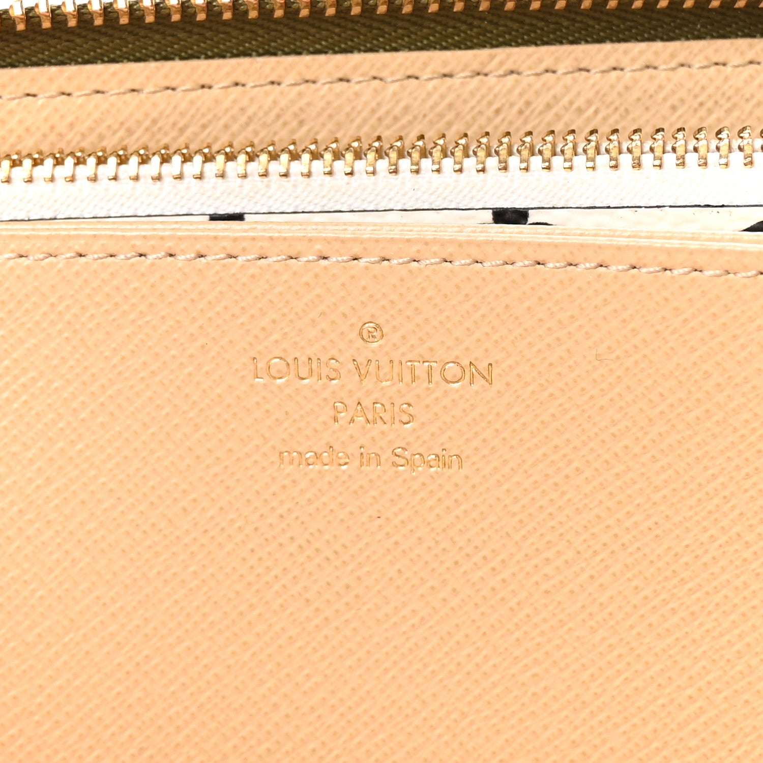 Louis Vuitton Monogram Giant Zippy Wallet Kaki White 6 of 6