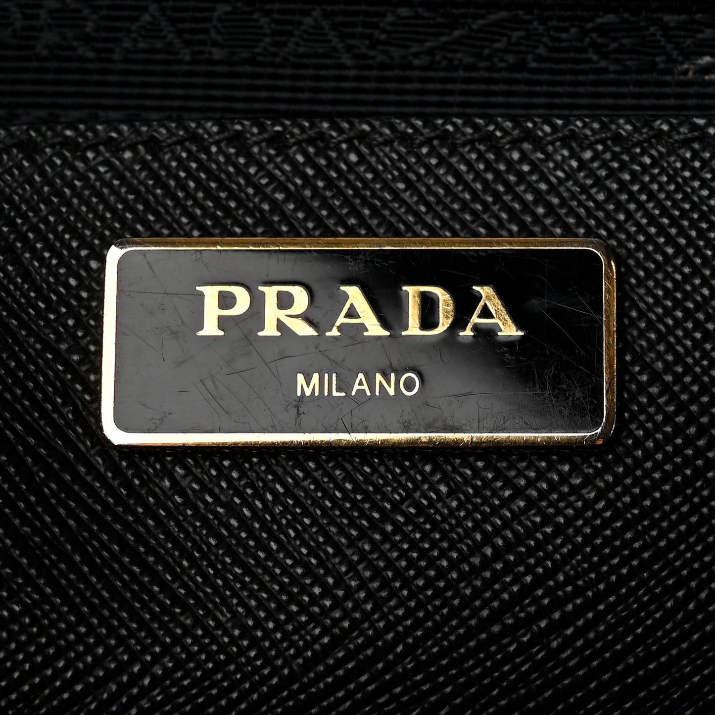 Saffiano Lux Large Galleria Double Zip Tote Black