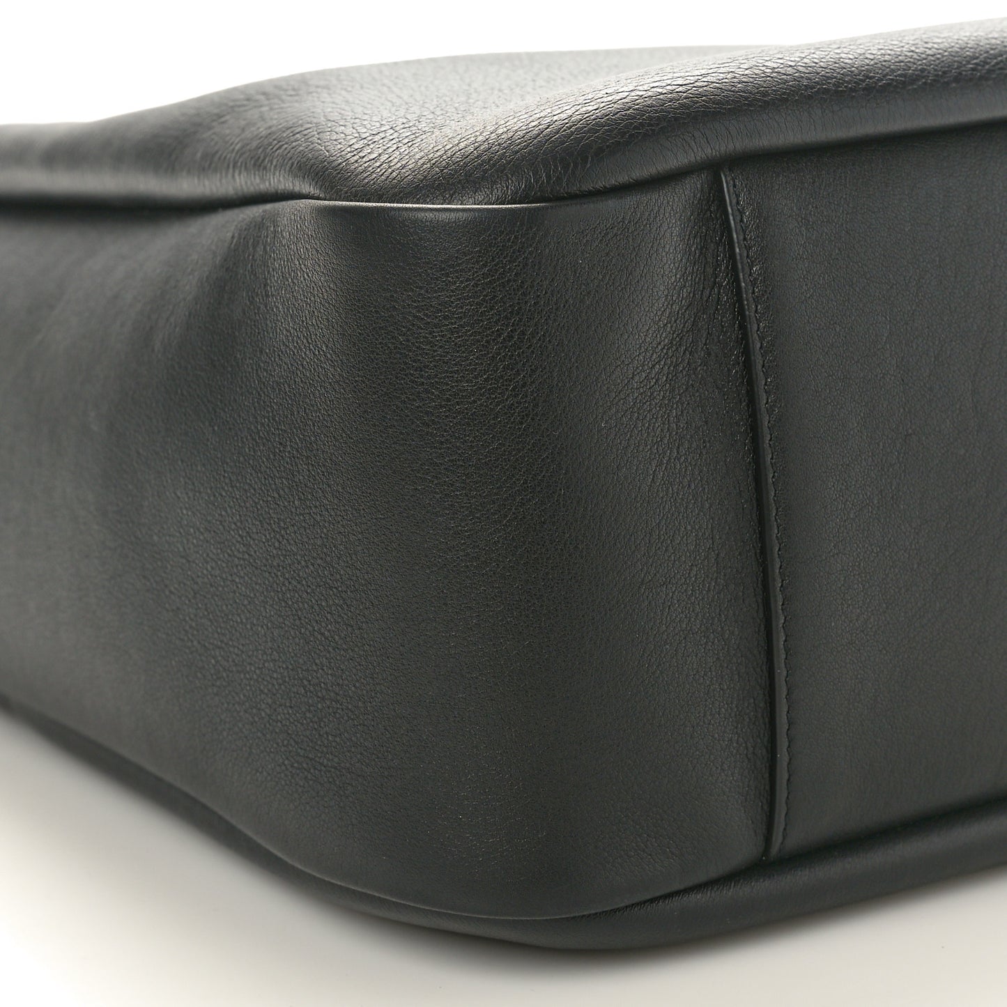 Smooth Calfskin Large Le 5 A 7 Soft Hobo Black