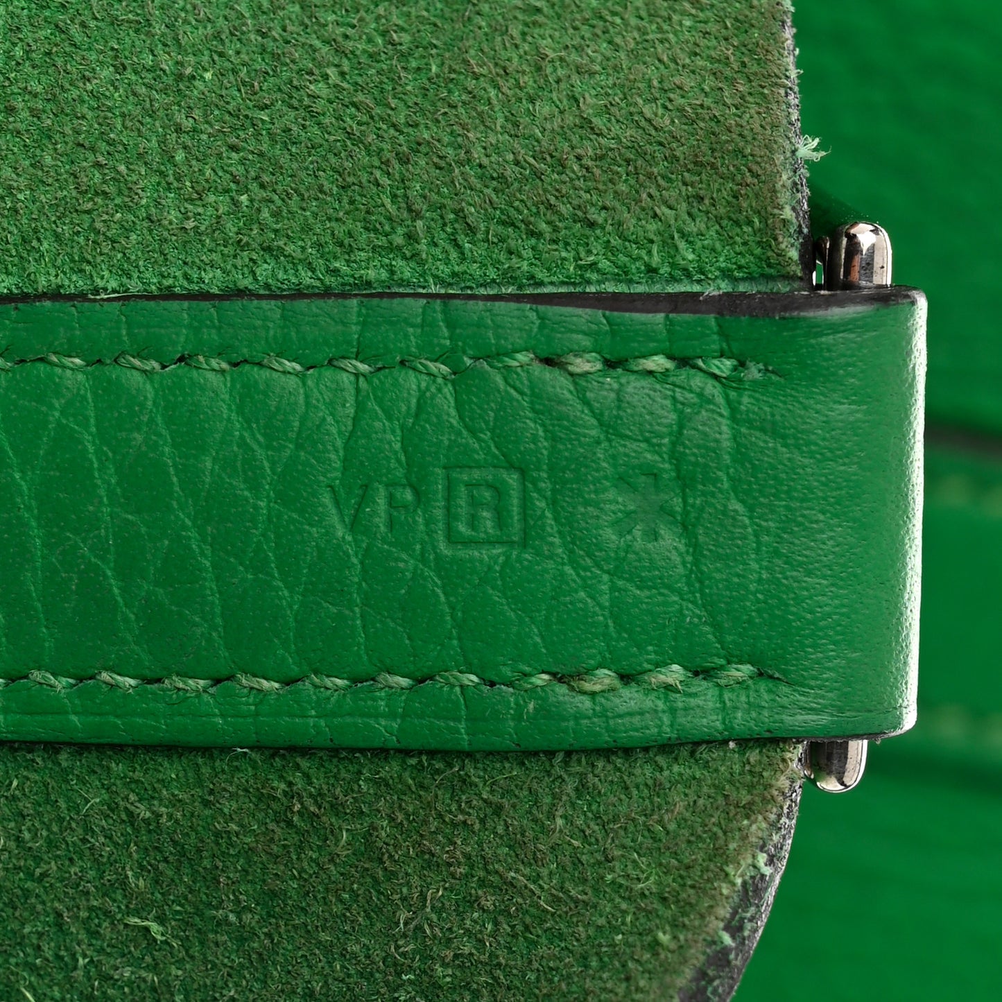 Taurillon Clemence Picotin Lock 26 GM Bamboo