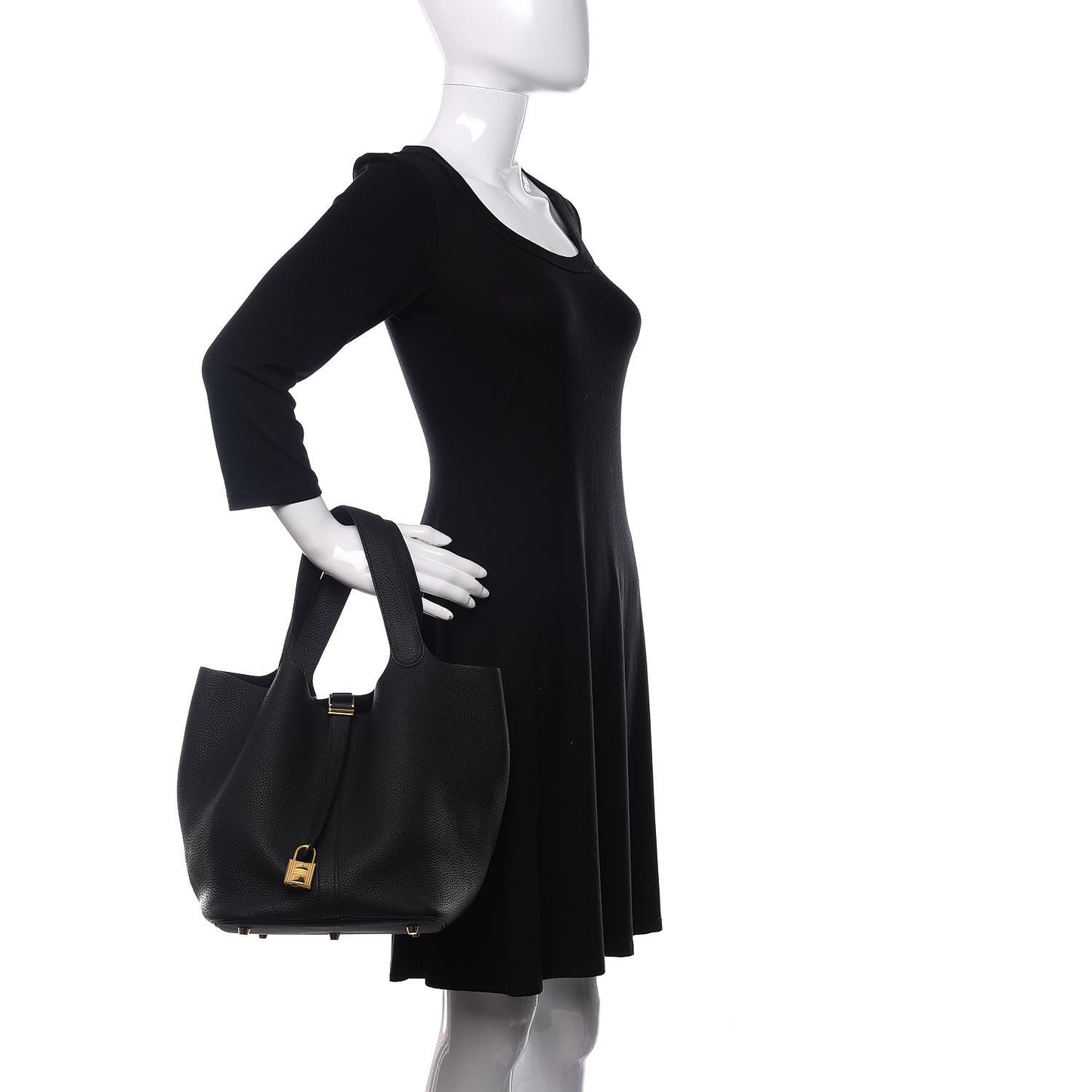 Taurillon Clemence Picotin Lock 26 GM Black