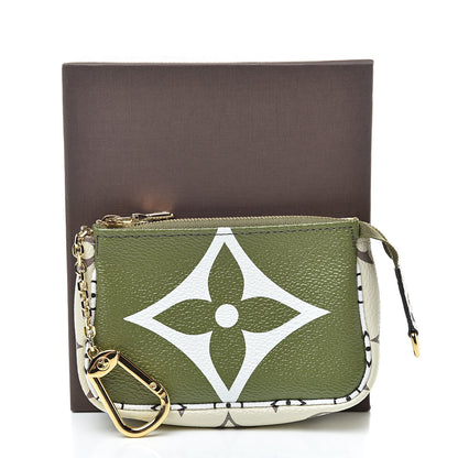 Louis Vuitton Monogram Giant Micro Pochette Accessories Kaki White 8 of 8