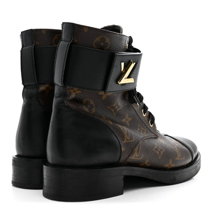 Louis Vuitton Calfskin Monogram Wonderland Flat Ranger Boots 41 Black 5 of 10