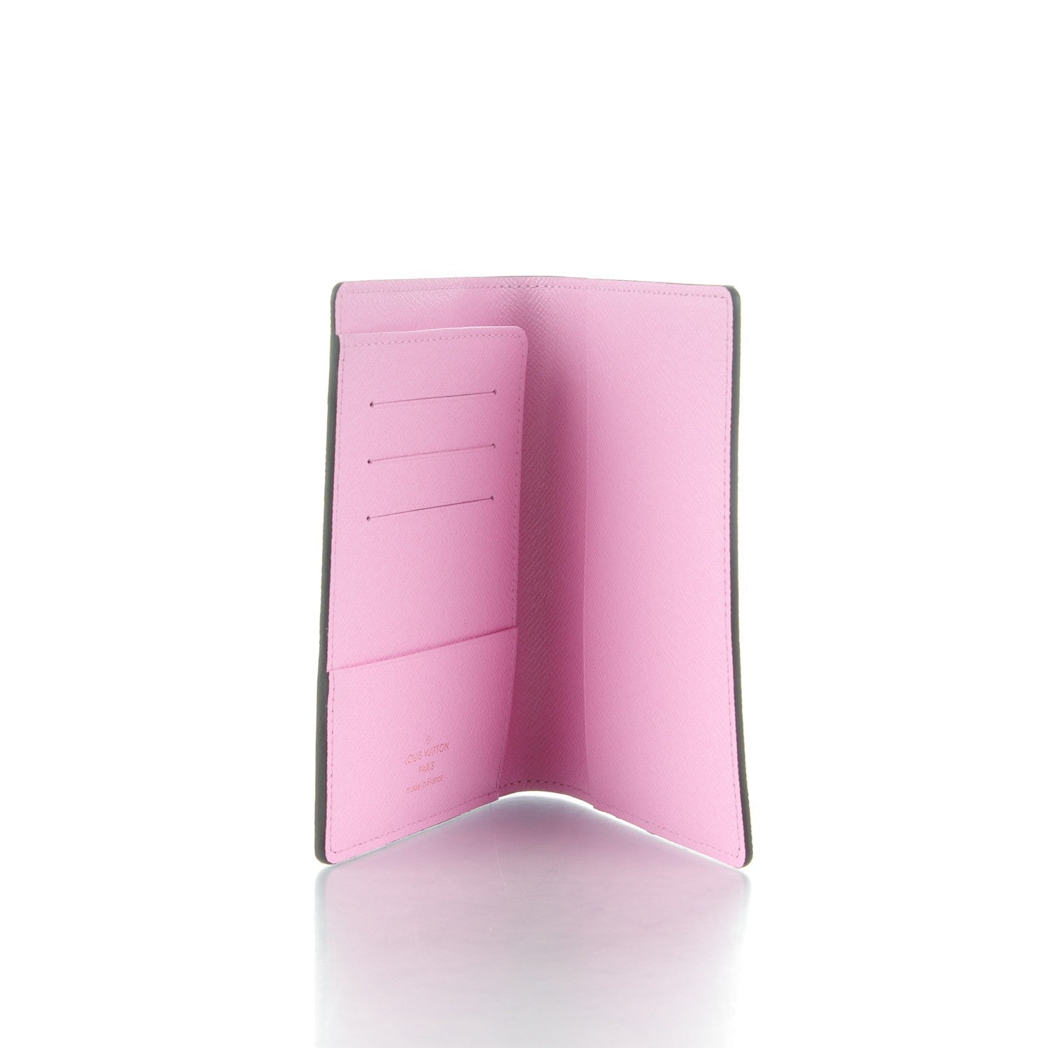 Louis Vuitton Monogram 2016 Christmas Animation Passport Cover Rose Ballerine 5 of 7