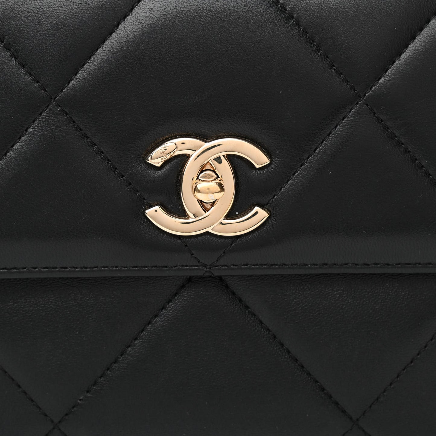 Lambskin Quilted Medium Trendy CC Flap Black