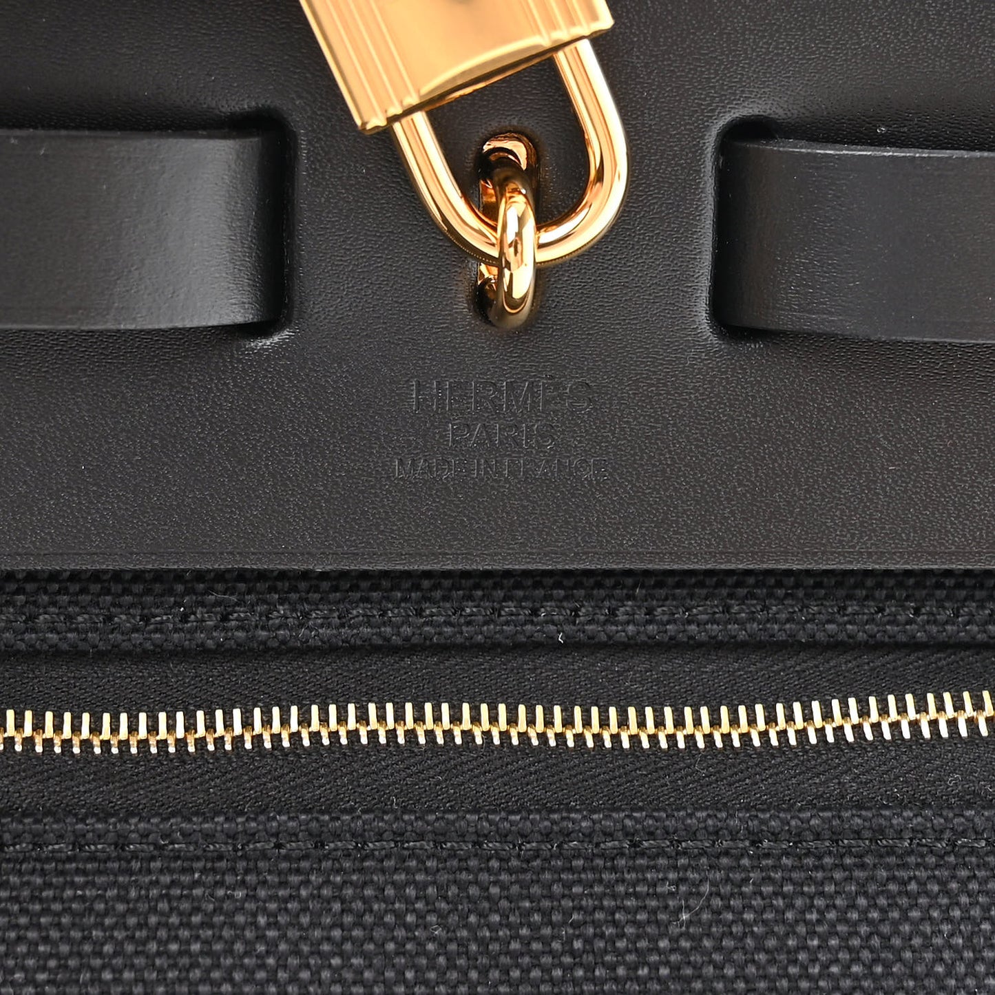 Military Toile Vache Hunter Herbag Zip PM 31 Black