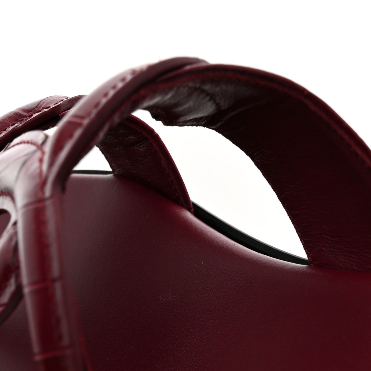 Crocodile Embossed Patent Calfskin CC Thong Sandals 40.5 Burgundy