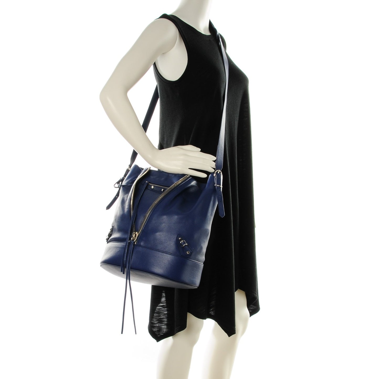 Veau Papier Classic Hardware Drop Bucket Bag Bleu