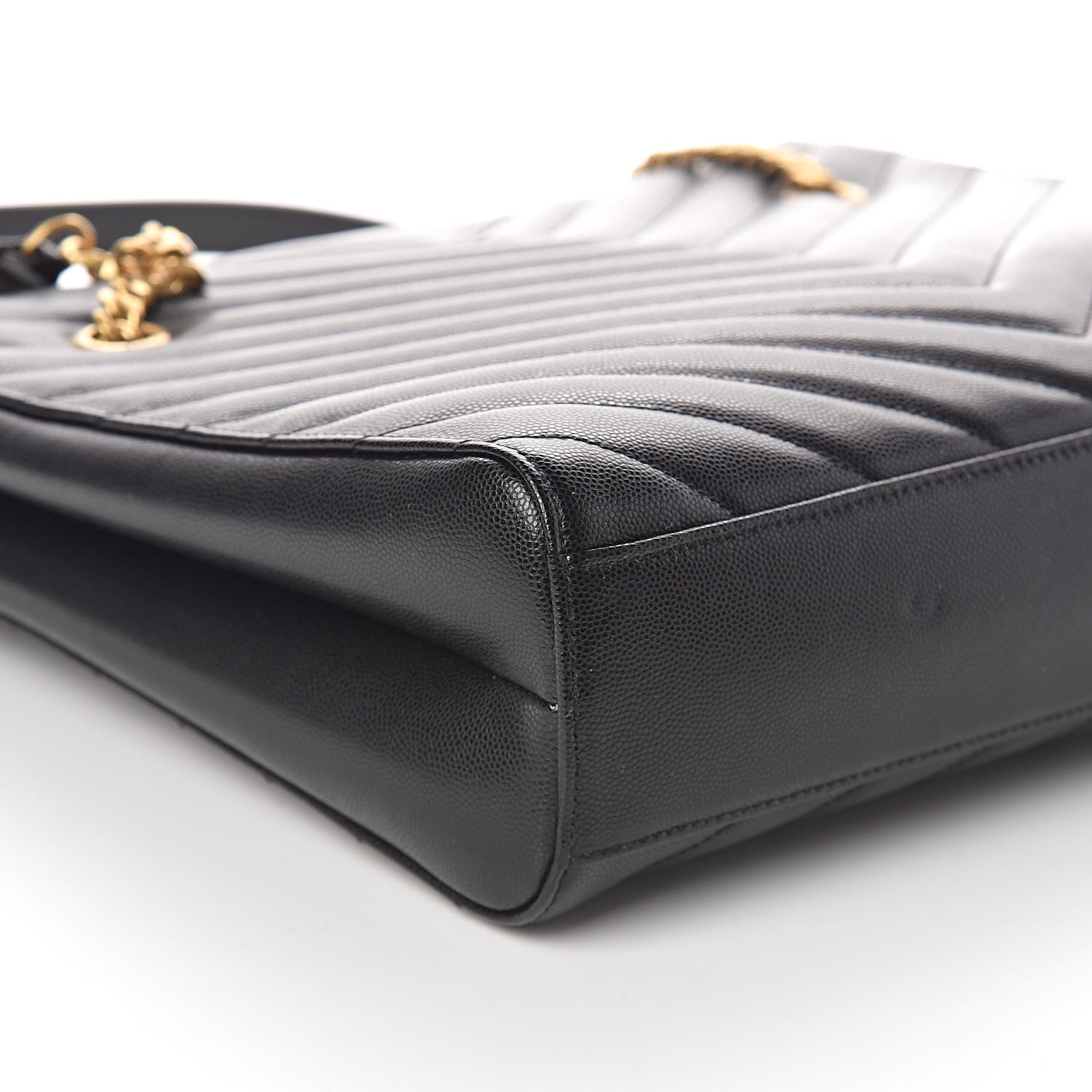 Saint Laurent Grain De Poudre Matelasse Chevron Medium Tribeca Shopping Bag Black 9 of 10
