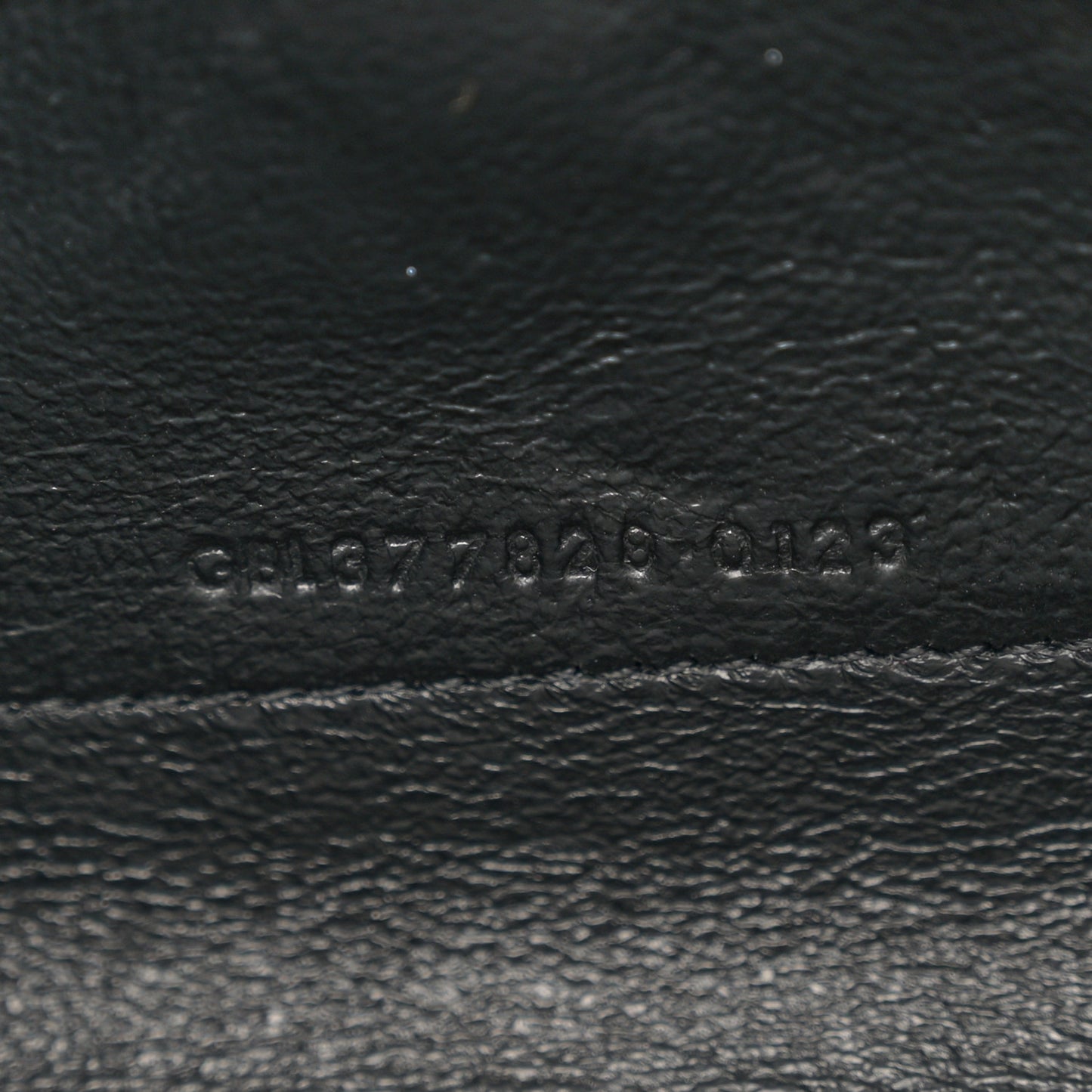 Grain De Poudre Matelasse Chevron Monogram Chain Wallet Black