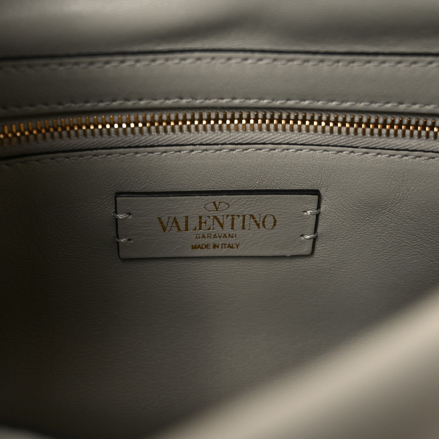 Valentino Garavani Nappa Large Roman Stud Shoulder Bag Ivory 6 of 9