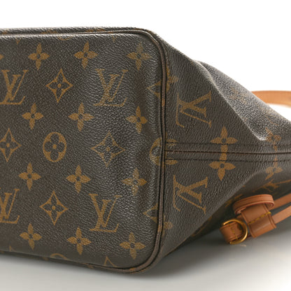 Louis Vuitton Monogram Neverfull MM 9 of 12