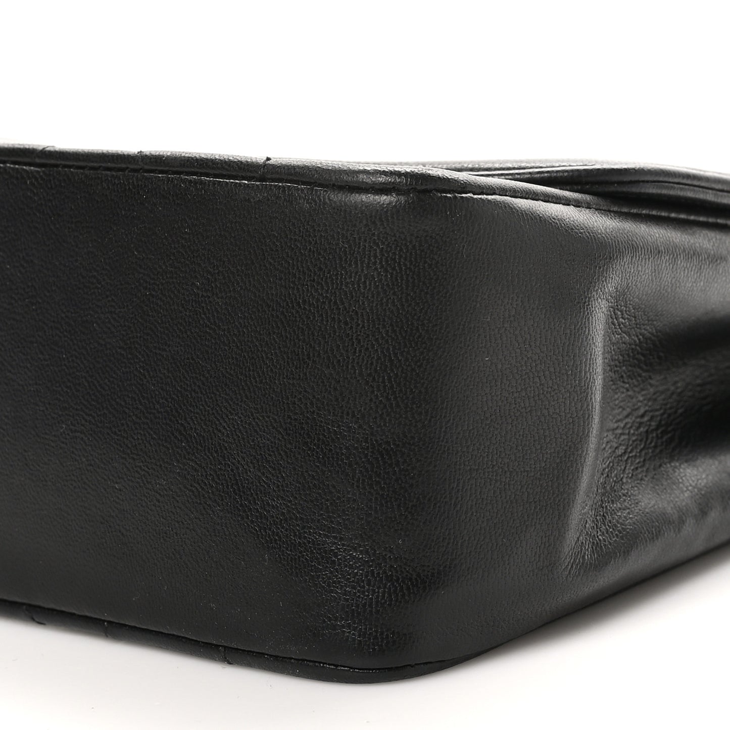Lambskin Quilted Medium Single Flap Black