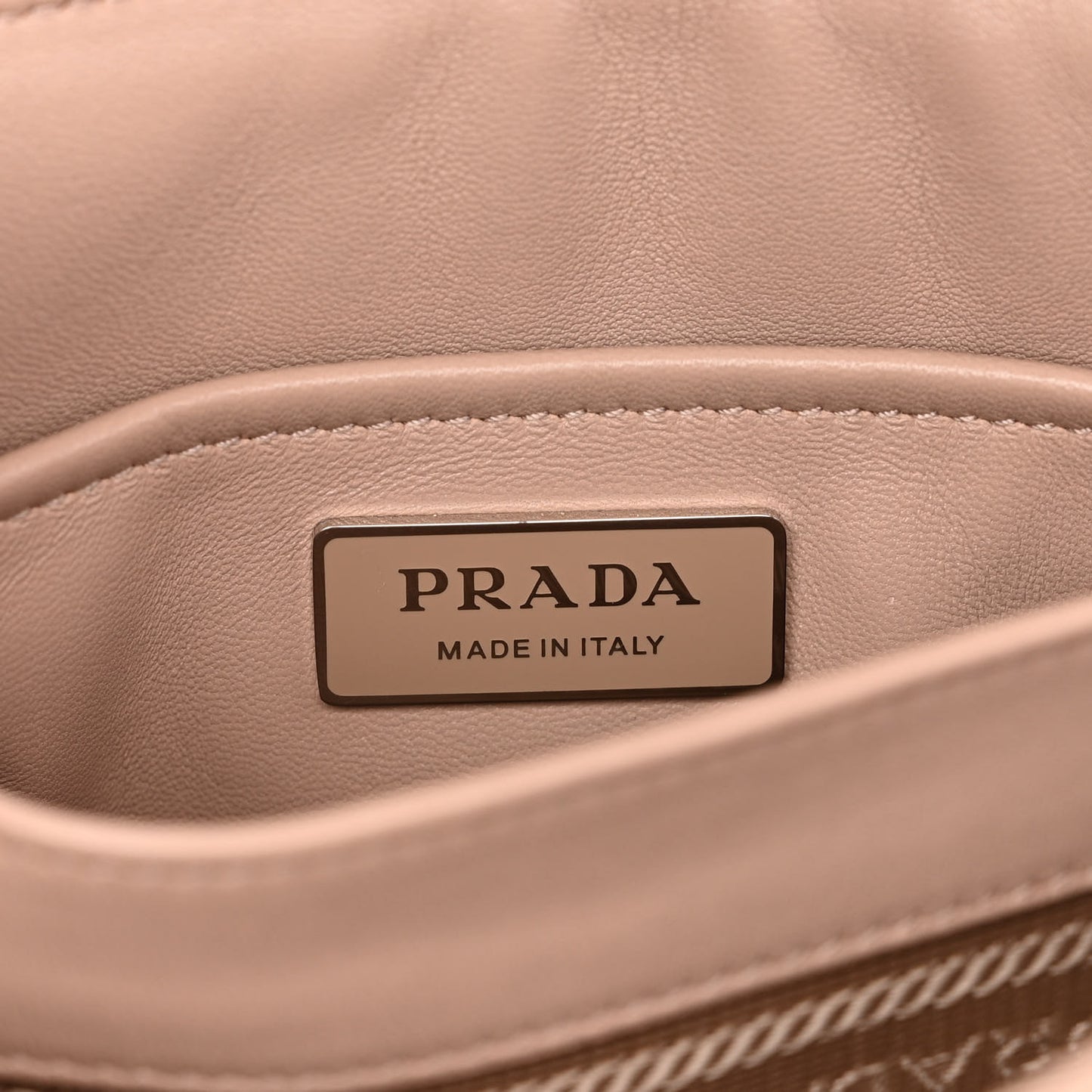 Nappa Triangle Stitched Small Spectrum Bag Cipria