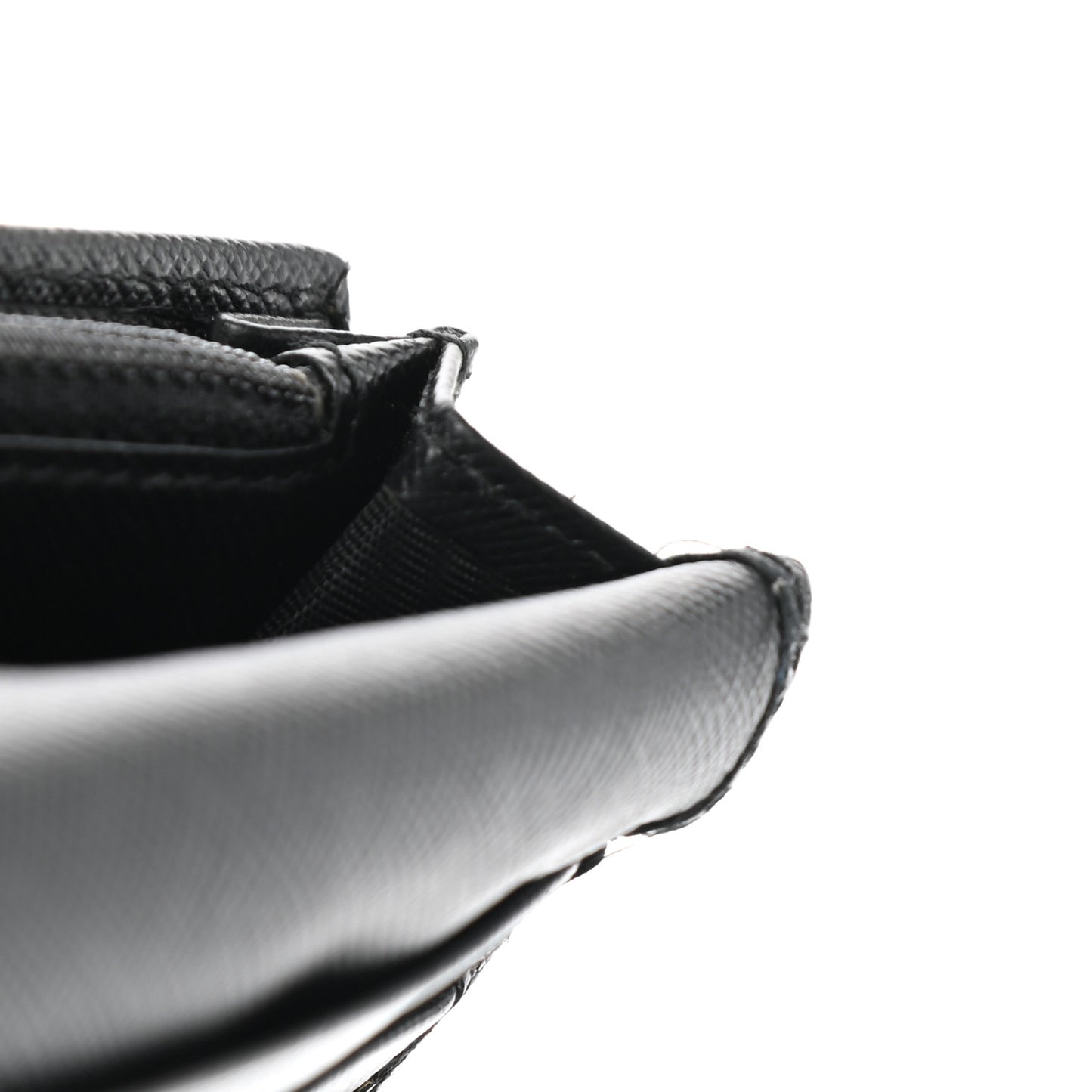 Saffiano Triangle Continental Flap Wallet Black