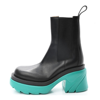 Bottega Veneta Calfskin The Flash Chelsea Boots 38.5 Black Neptune 1 of 8