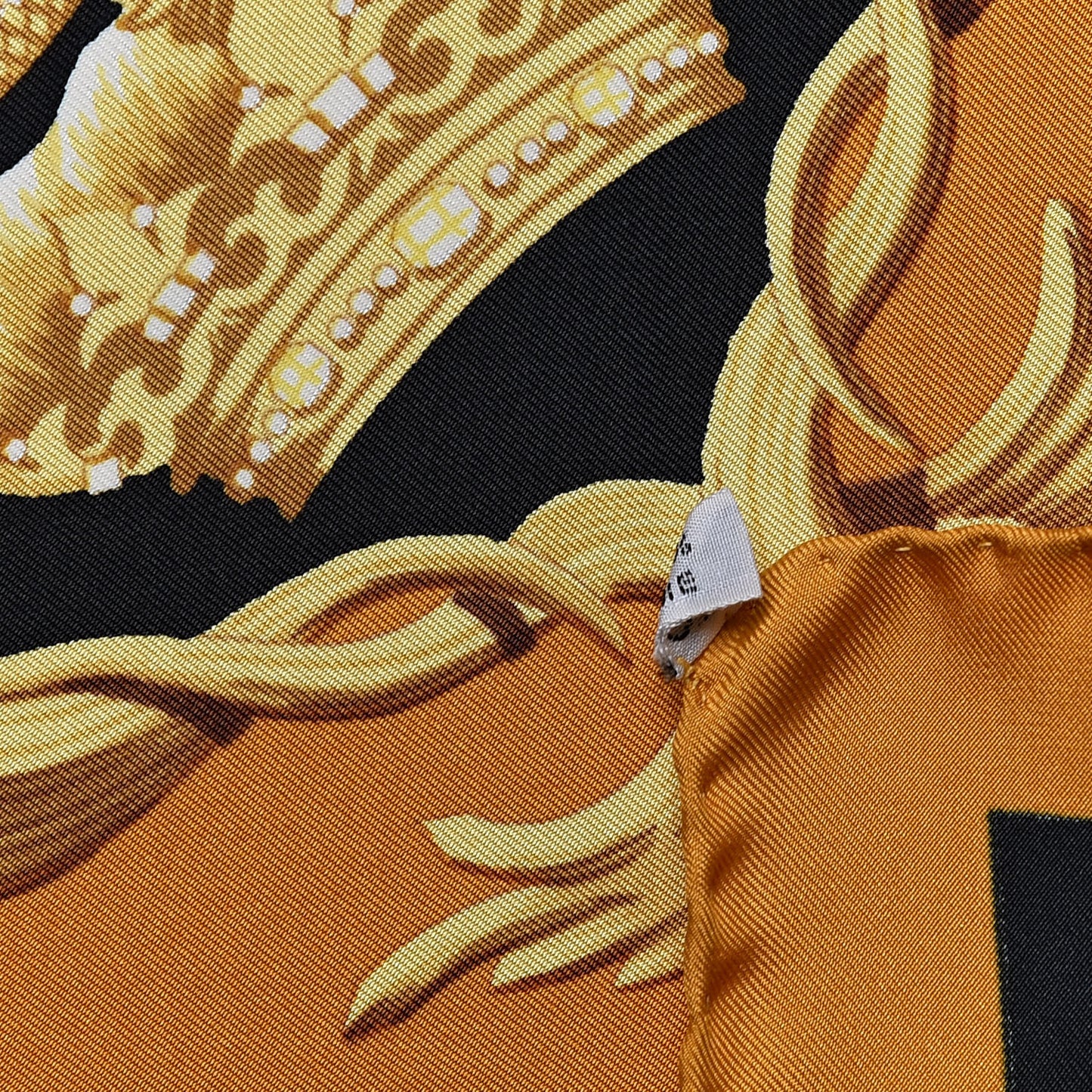 Silk Couronnes Crown Scarf 90