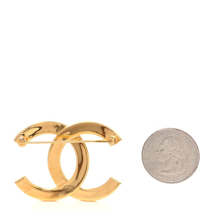 Chanel Metal Paris Button CC Large Brooch Gold 2 of 5