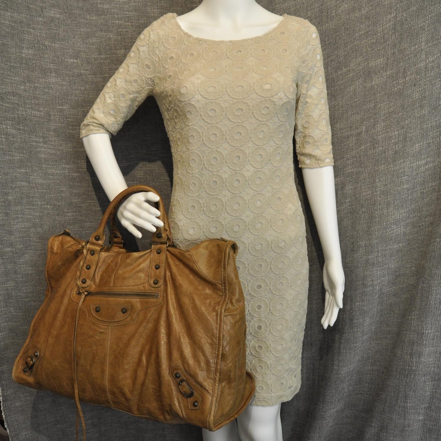 Chevre Weekender Caramel