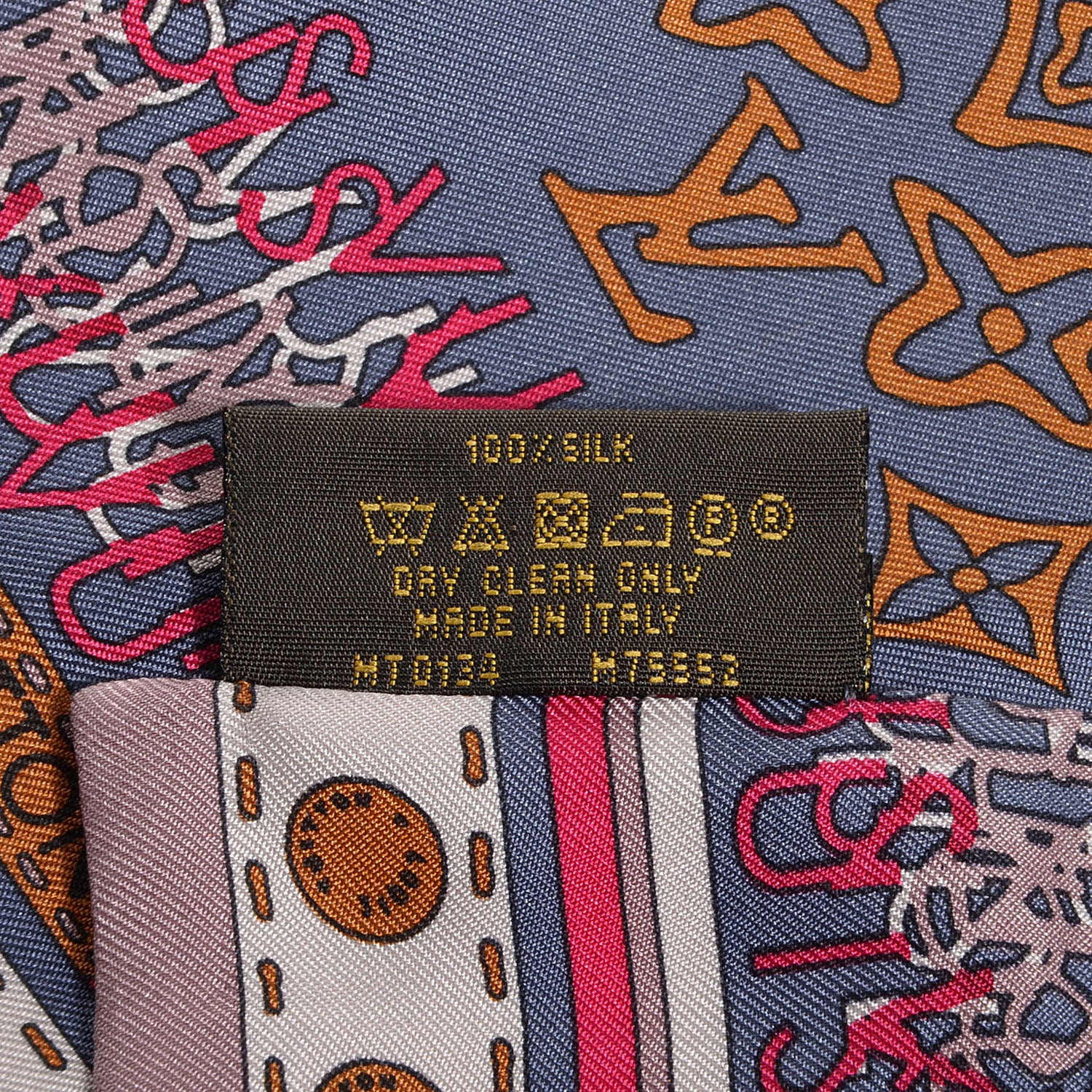 Louis Vuitton Silk Monogram Map Bandeau Quetsche 4 of 4