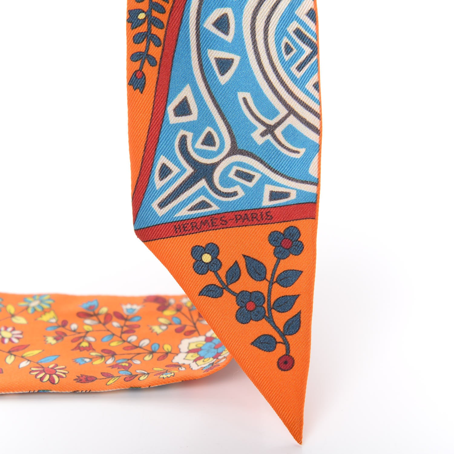 Hermes Silk Twilly 2 of 4