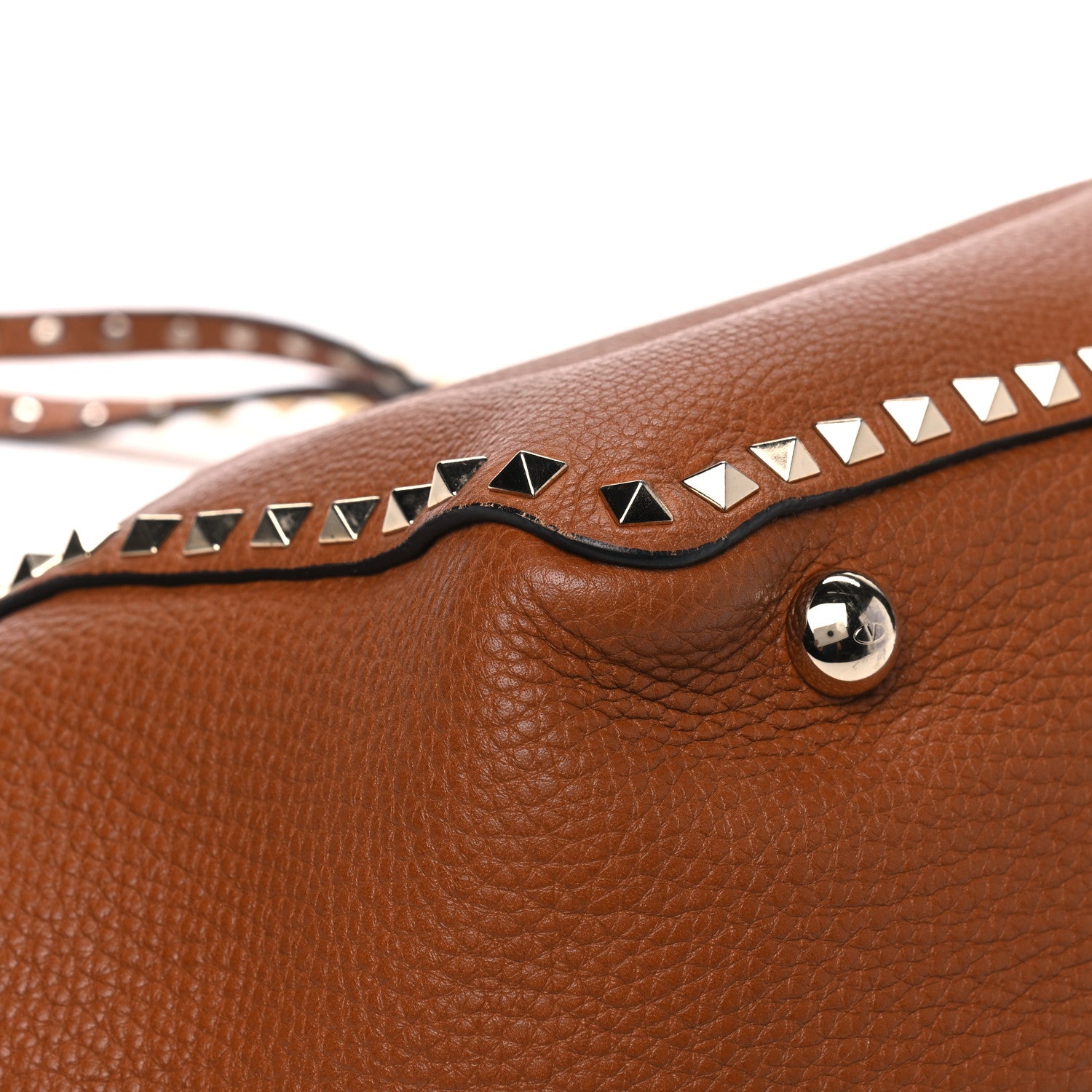 Valentino Garavani Pebbled Calfskin Medium Rockstud Tote Light Cuir 7 of 13