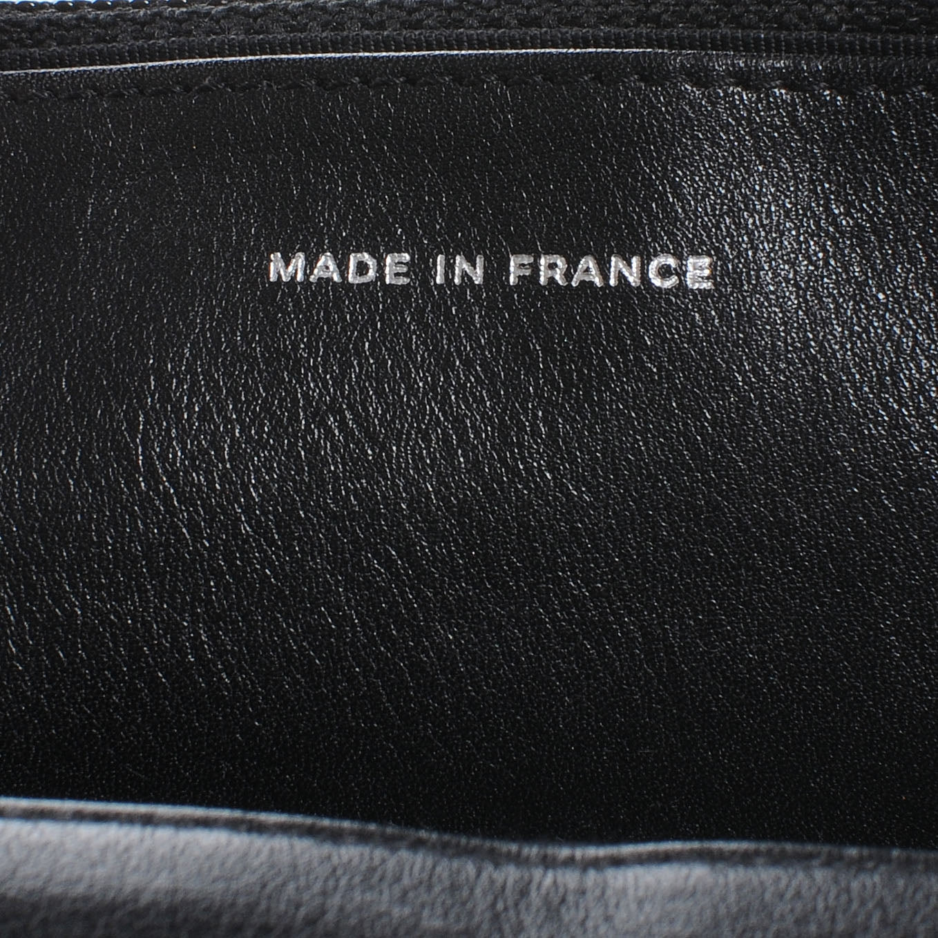 Patent Quilted Wallet On Chain WOC Black