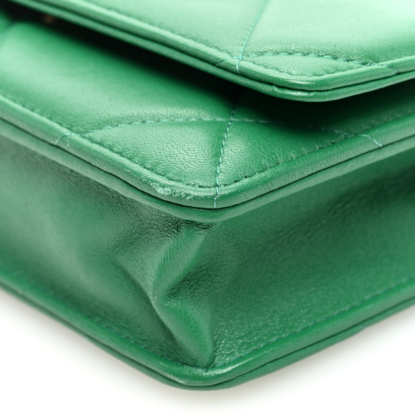 Lambskin Quilted Chanel 19 Wallet On Chain WOC Green