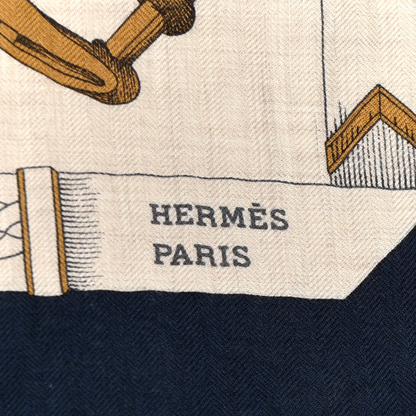 Cashmere Silk Chevaux Dechaines Shawl 140 Marine Naturel Gris