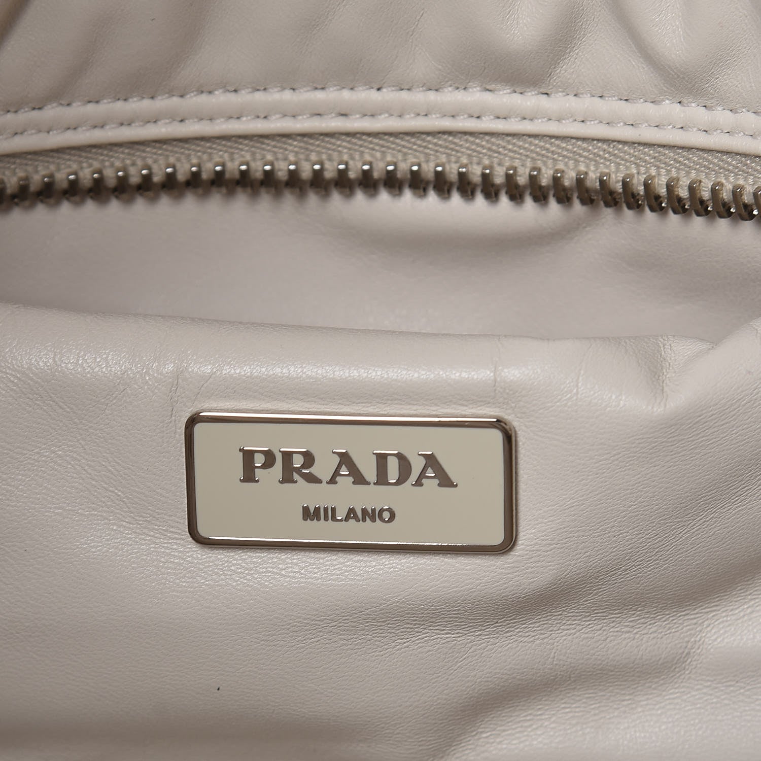 Prada Nappa Bomber Tote Bianco 6 of 8