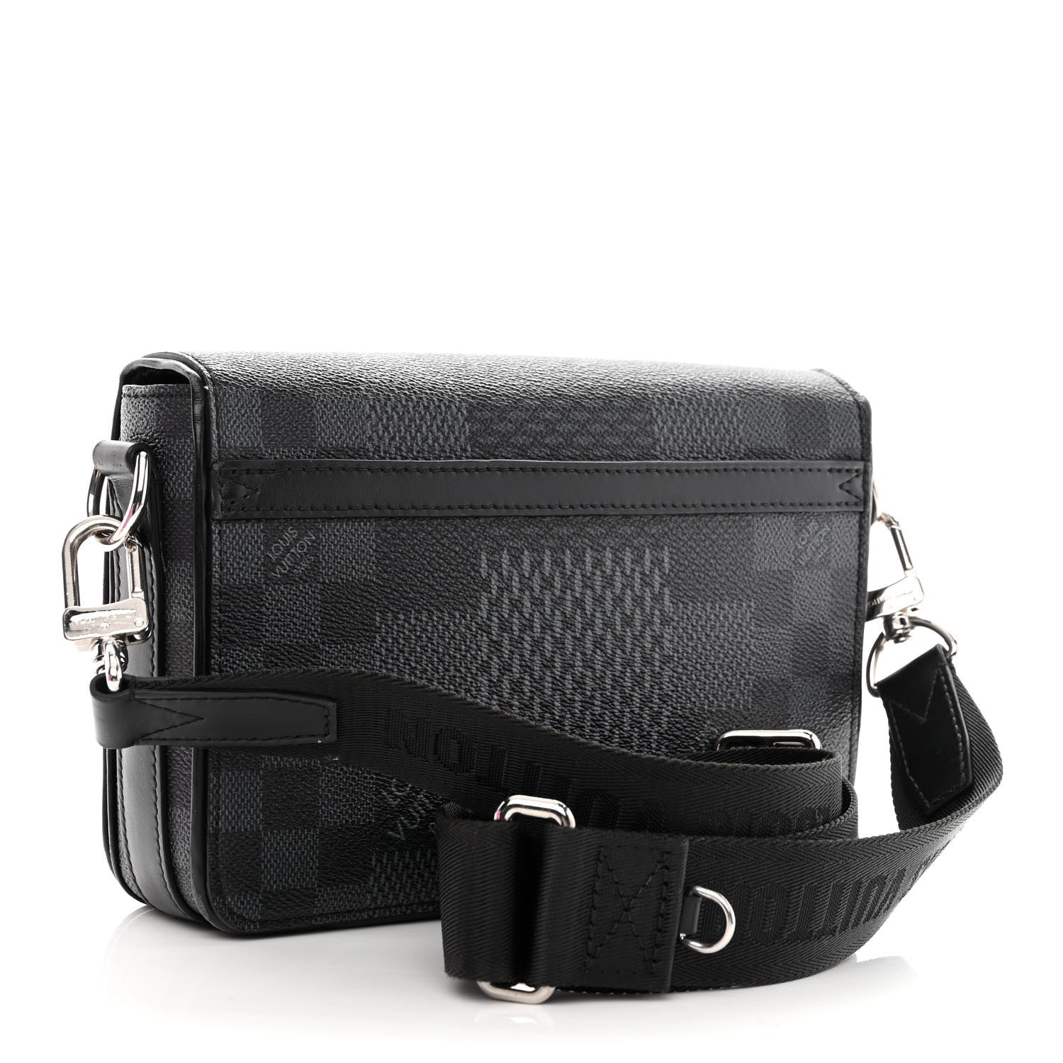 Louis Vuitton Damier Graphite 3D Studio Messenger 3 of 10