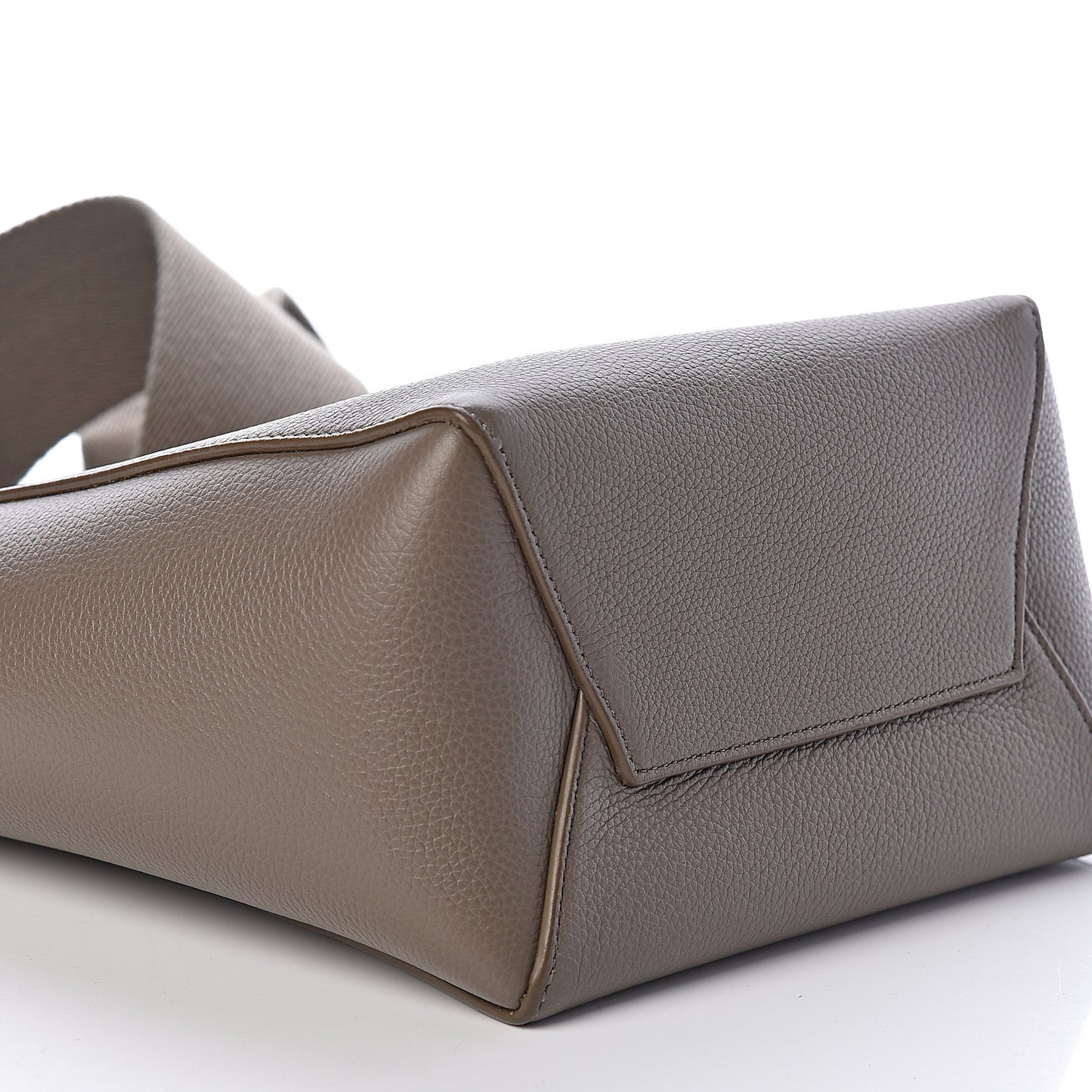 Grained Calfskin Small Sangle Bucket Bag Taupe