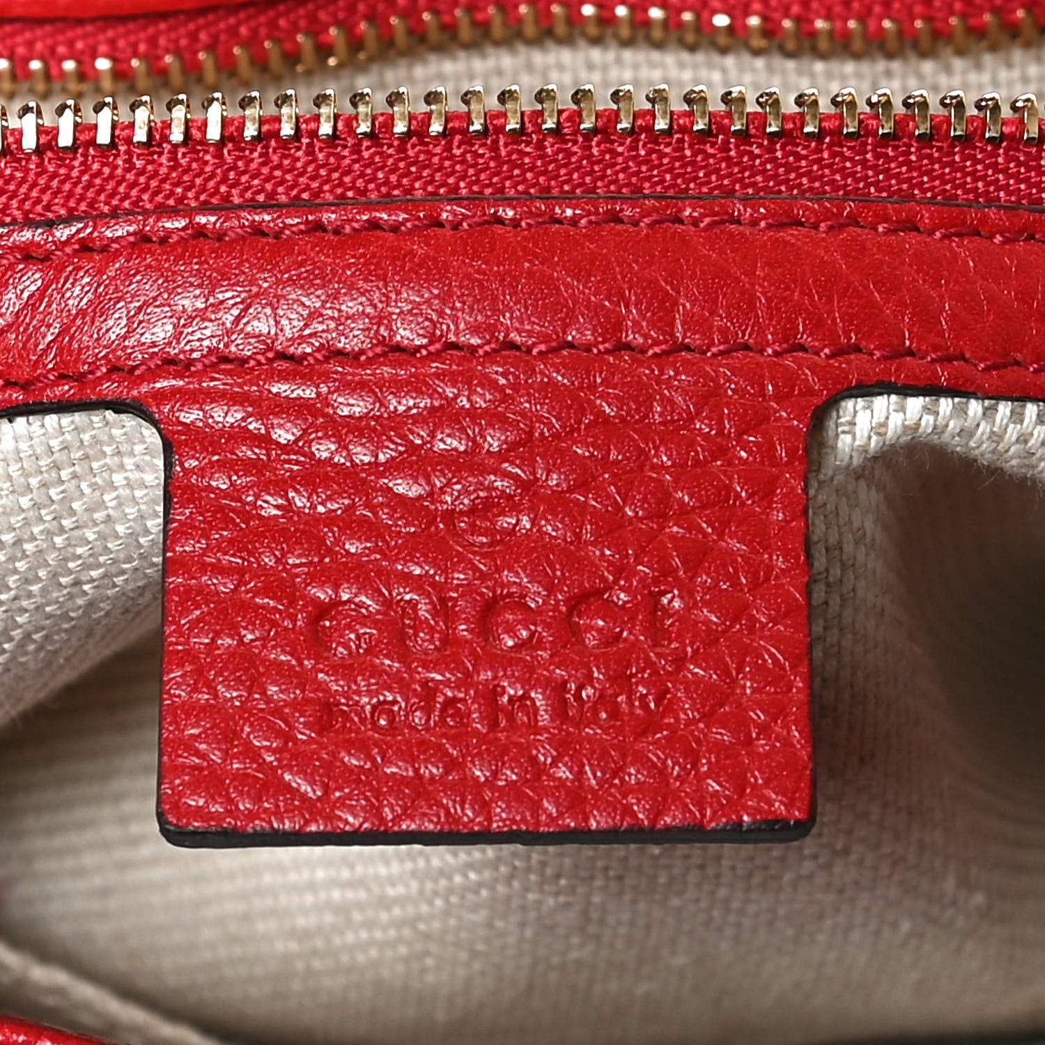 Gucci Pebbled Calfskin Medium Soho Flap Crossbody Vibrant Red 5 of 10