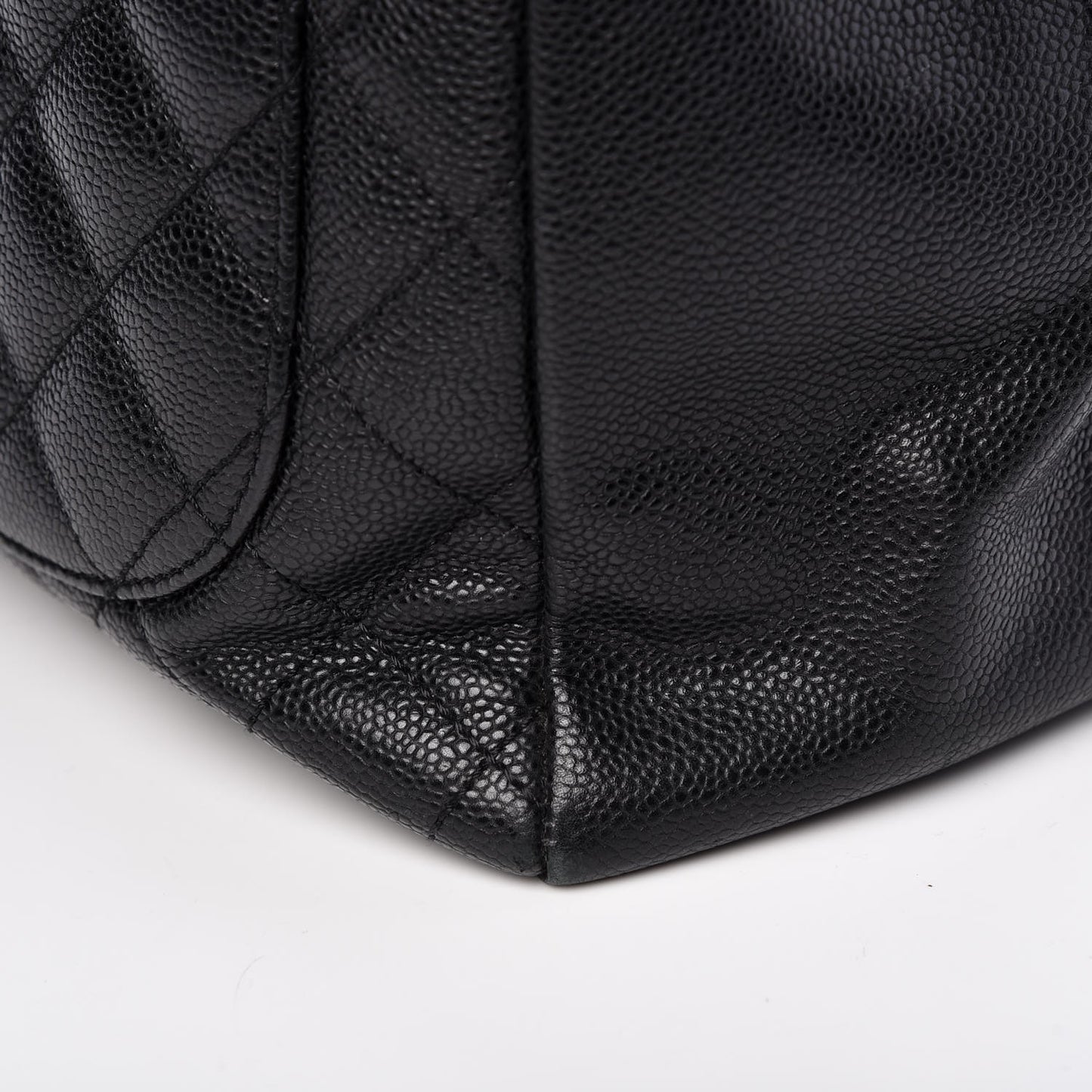 Caviar Quilted Grand Shopping Tote GST Black