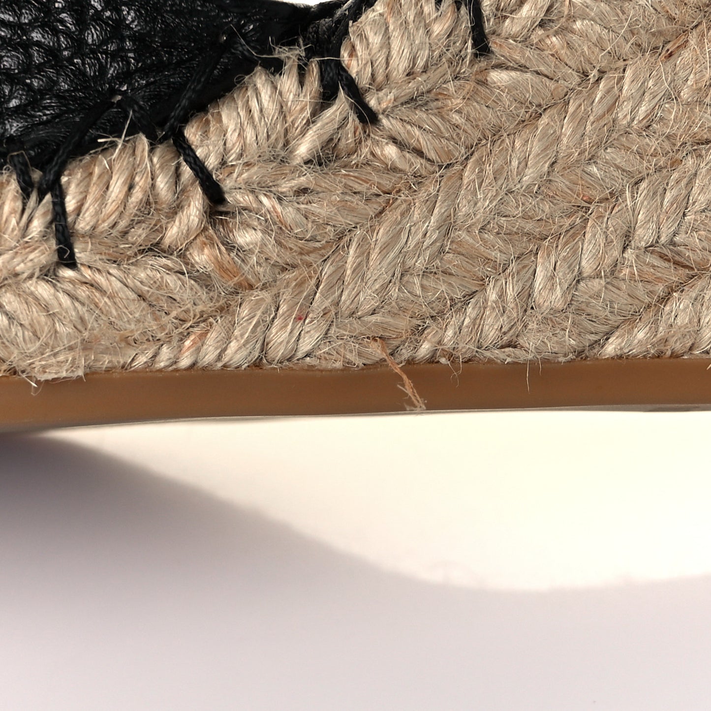 Grained Calfskin Rockstud Ankle Wrap Espadrille 15/85mm Wedges 41 Black Light Ivory