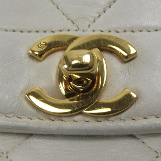 Chanel Vintage Lambskin Medium Flap Bag White 13 of 13