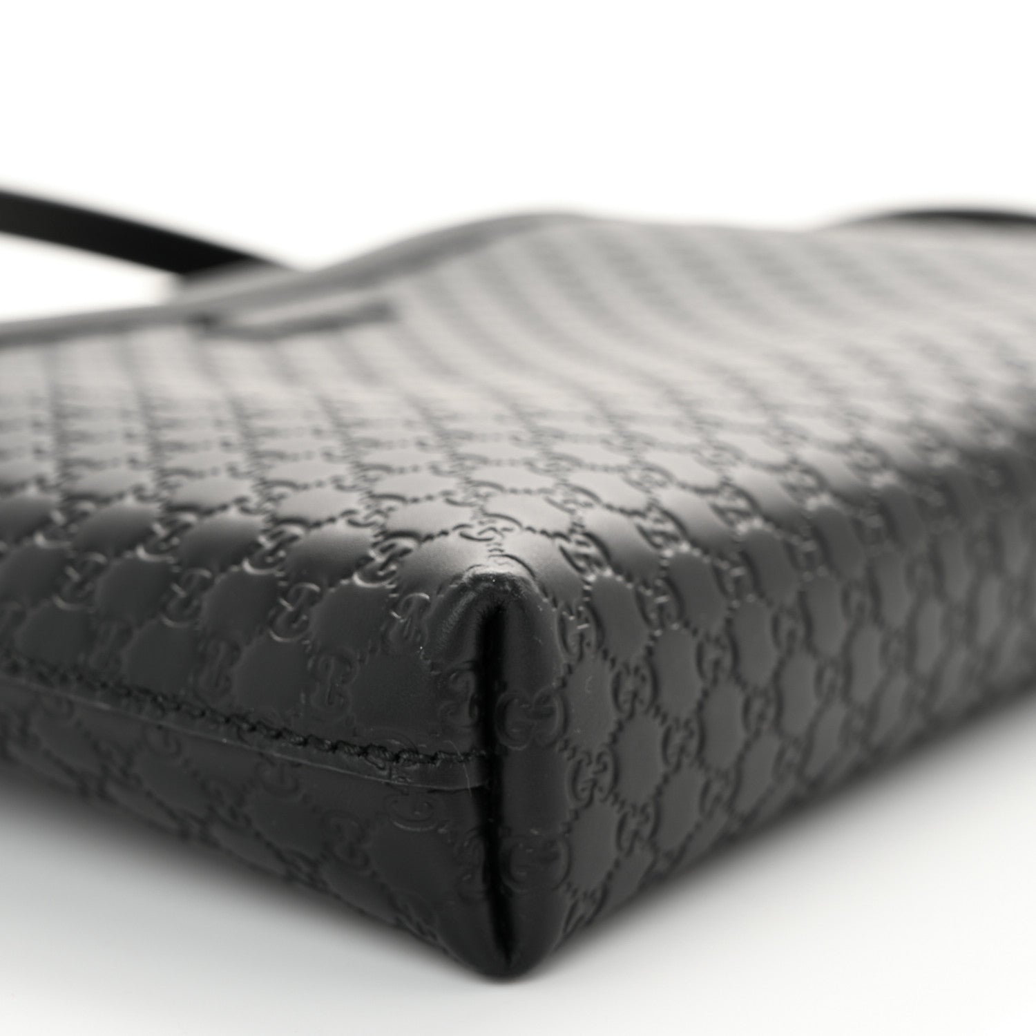 Gucci Microguccissima Flat Crossbody Black 9 of 10