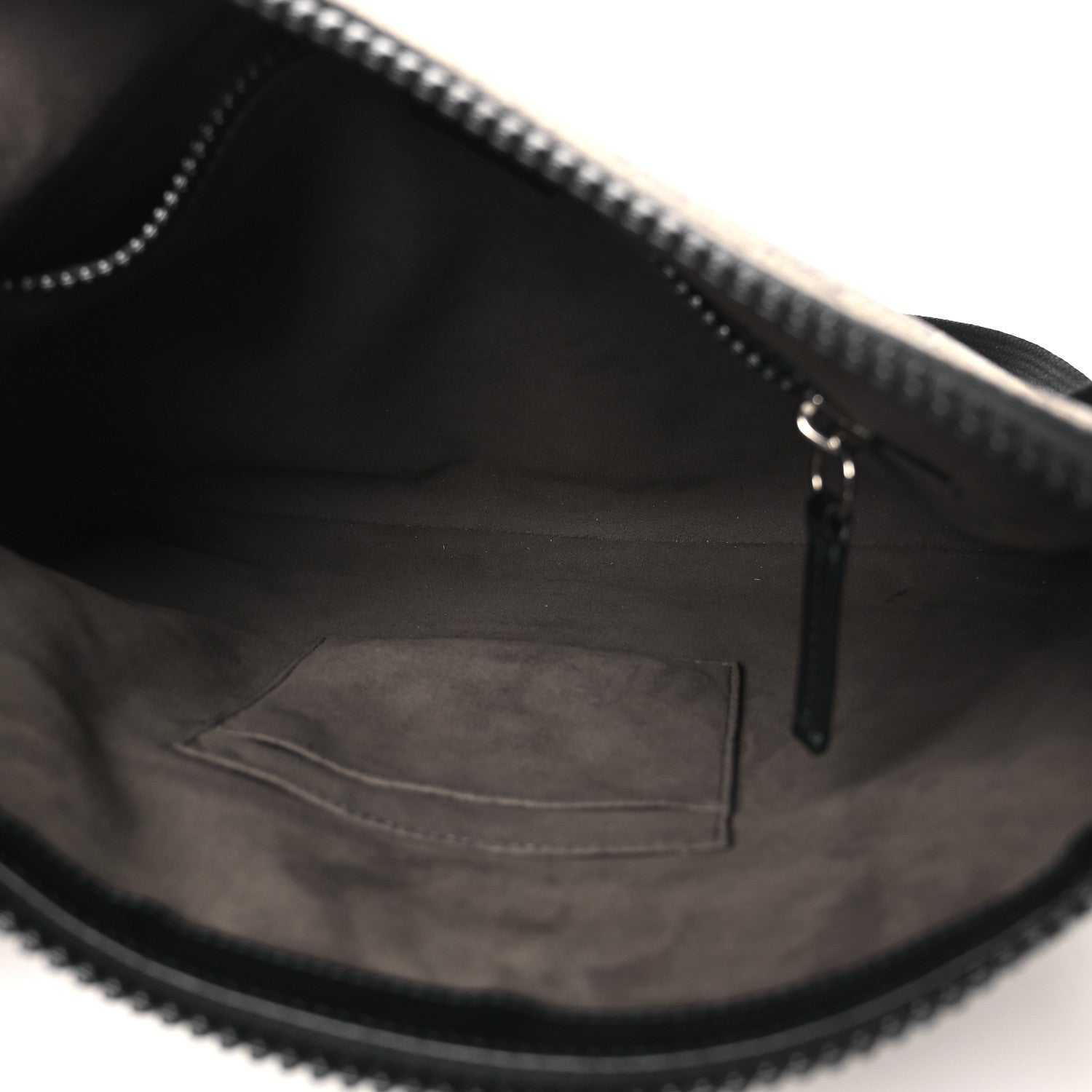 Gucci GG Supreme Monogram Flat Messenger Bag Black 4 of 13