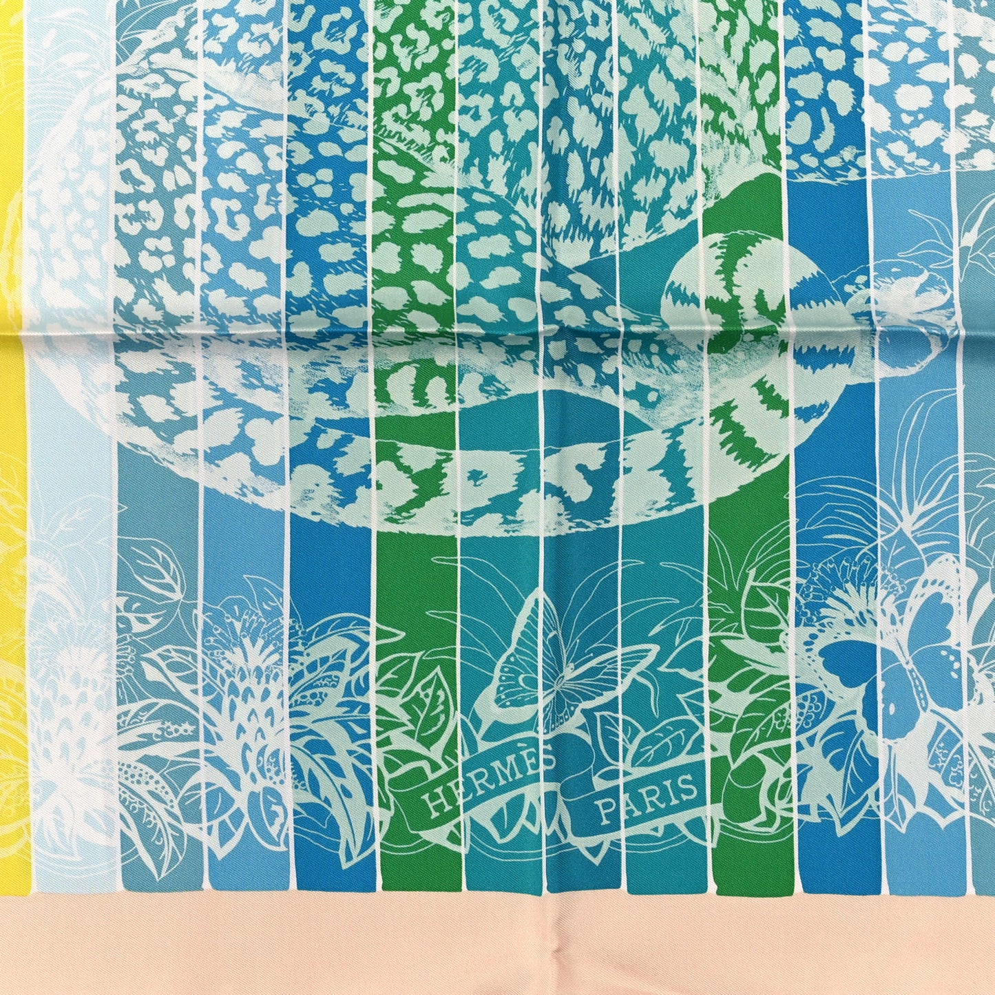 Silk Jungle Love Rainbow Scarf 90 Vert Rose Multicolor