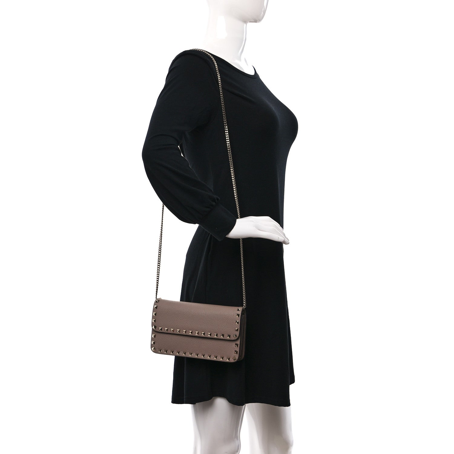 Valentino Garavani Pebbled Calfskin Rockstud Flap Wallet On Chain Poudre 2 of 9