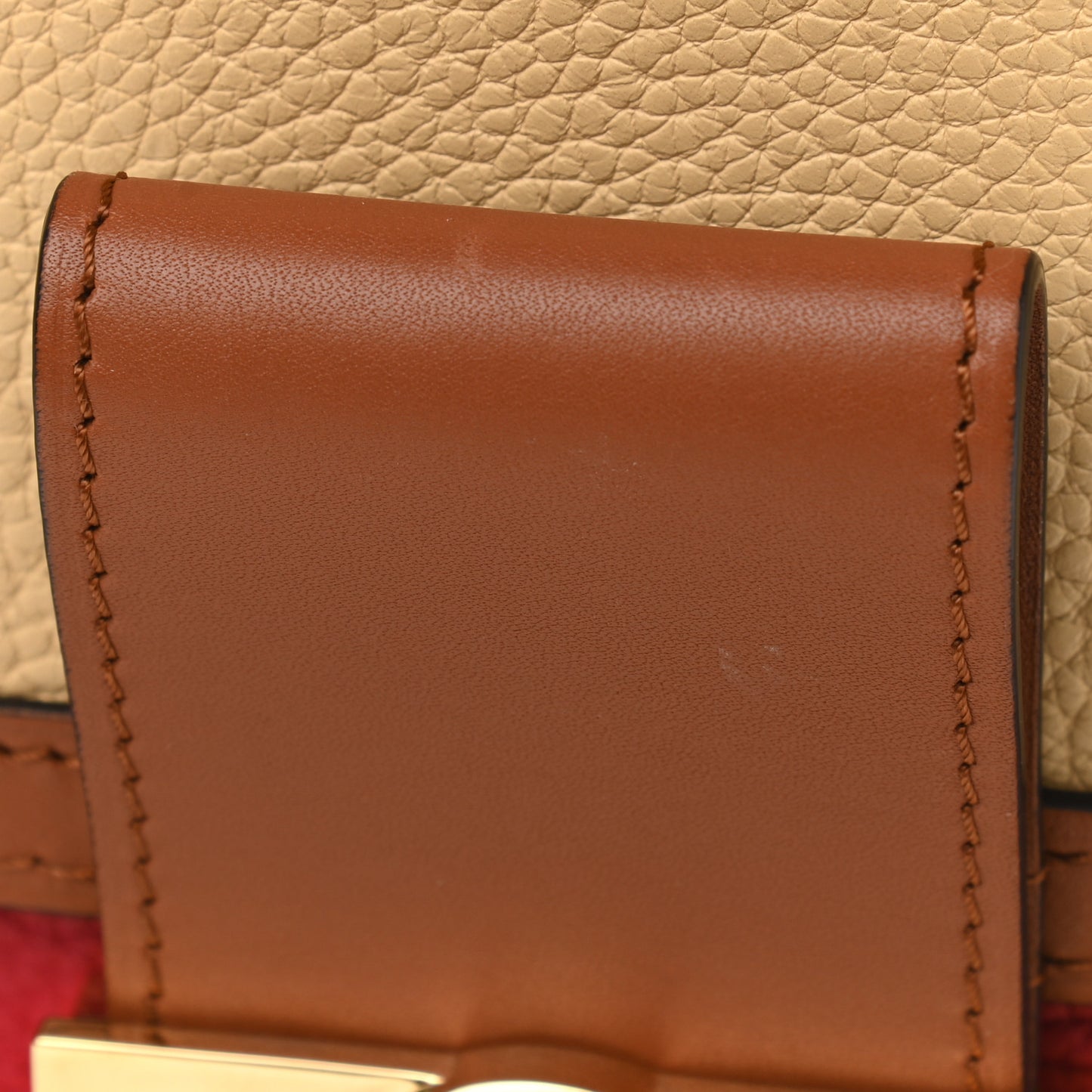 Taurillon Dauphine MM Panama Scarlet