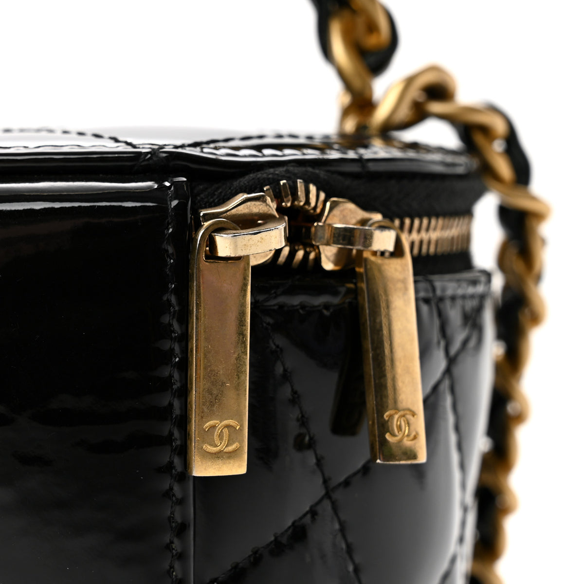 Patent Quilted Afternoon Tea Top Handle Vanity Case With Chain Black