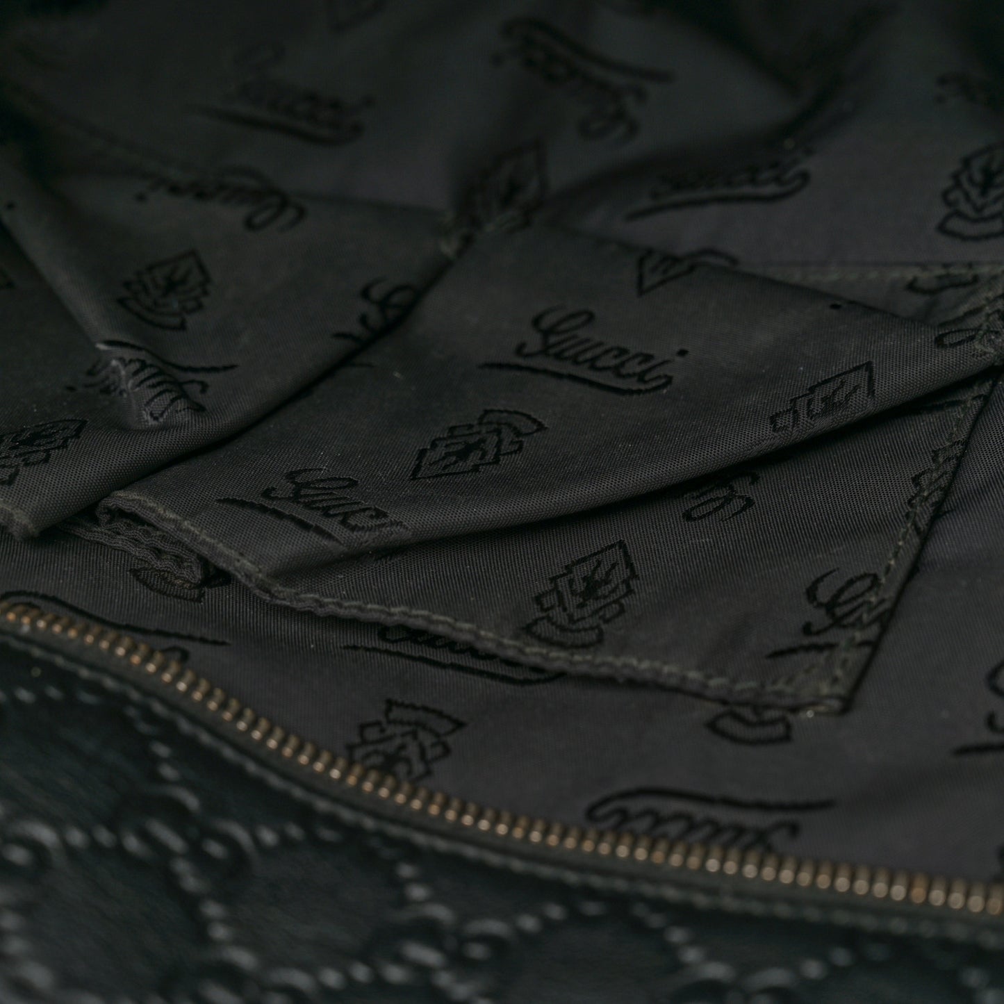 Guccissima Medium Zippered Shopping Tote Black