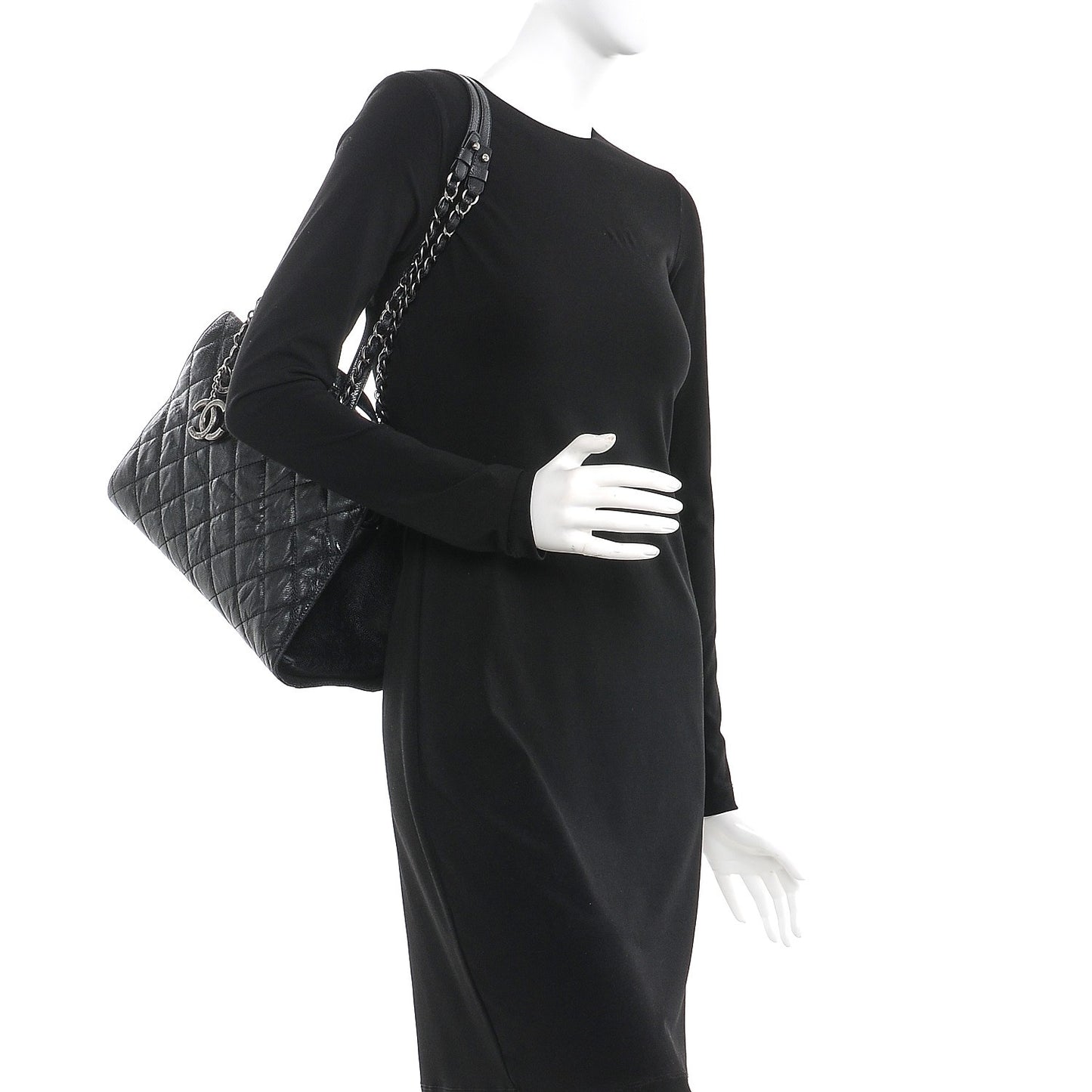Crumpled Grained Calfskin Quilted CC Crave Tote Black