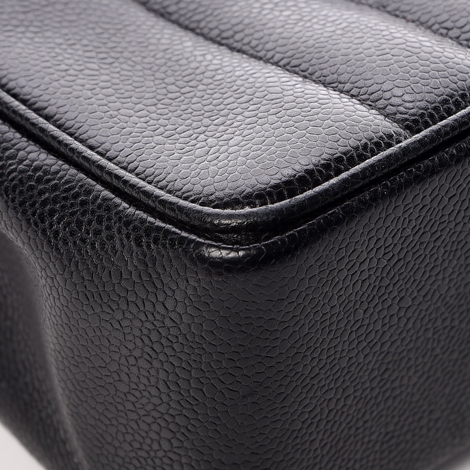 Chanel Caviar Vertical Quilted Jumbo Single Flap Black 12 of 14