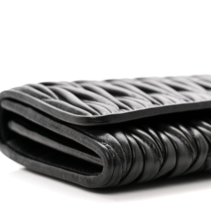 Miu Miu Nappa Matelasse Wallet On Chain Black 9 of 11